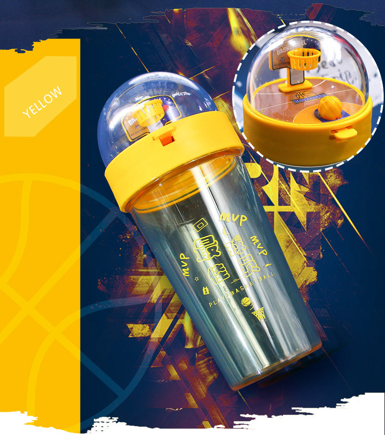 Taza de agua de baloncesto de dados