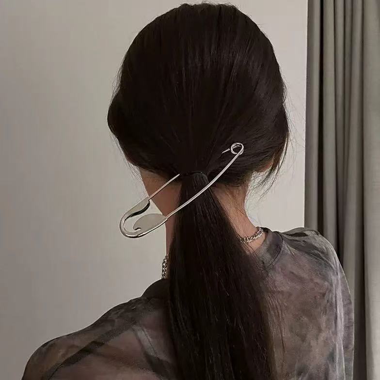 Oversized Safety Pin Clip™