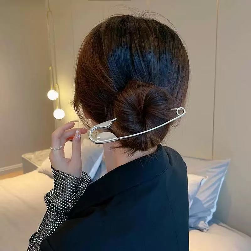 Oversized Safety Pin Clip™