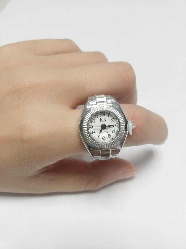 Minimalist Allure Ring Watch™