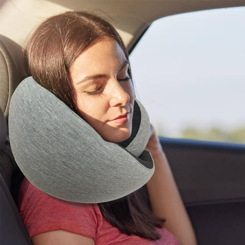 TravelNest Pillow™