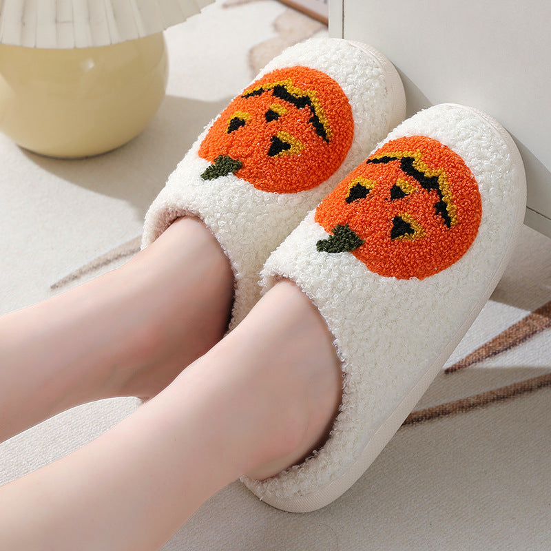 Pumpkin Pals Cozy Slippers™