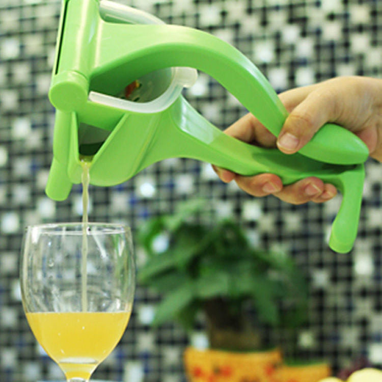 JuicyJoy Manual Fruit Squeezer™